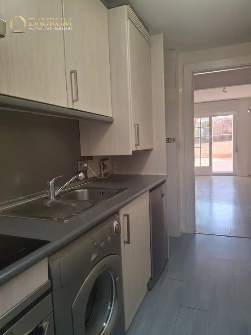 Cuina de Pis en venda en San Sebastián de los Reyes amb Aire condicionat, Calefacció i Terrassa