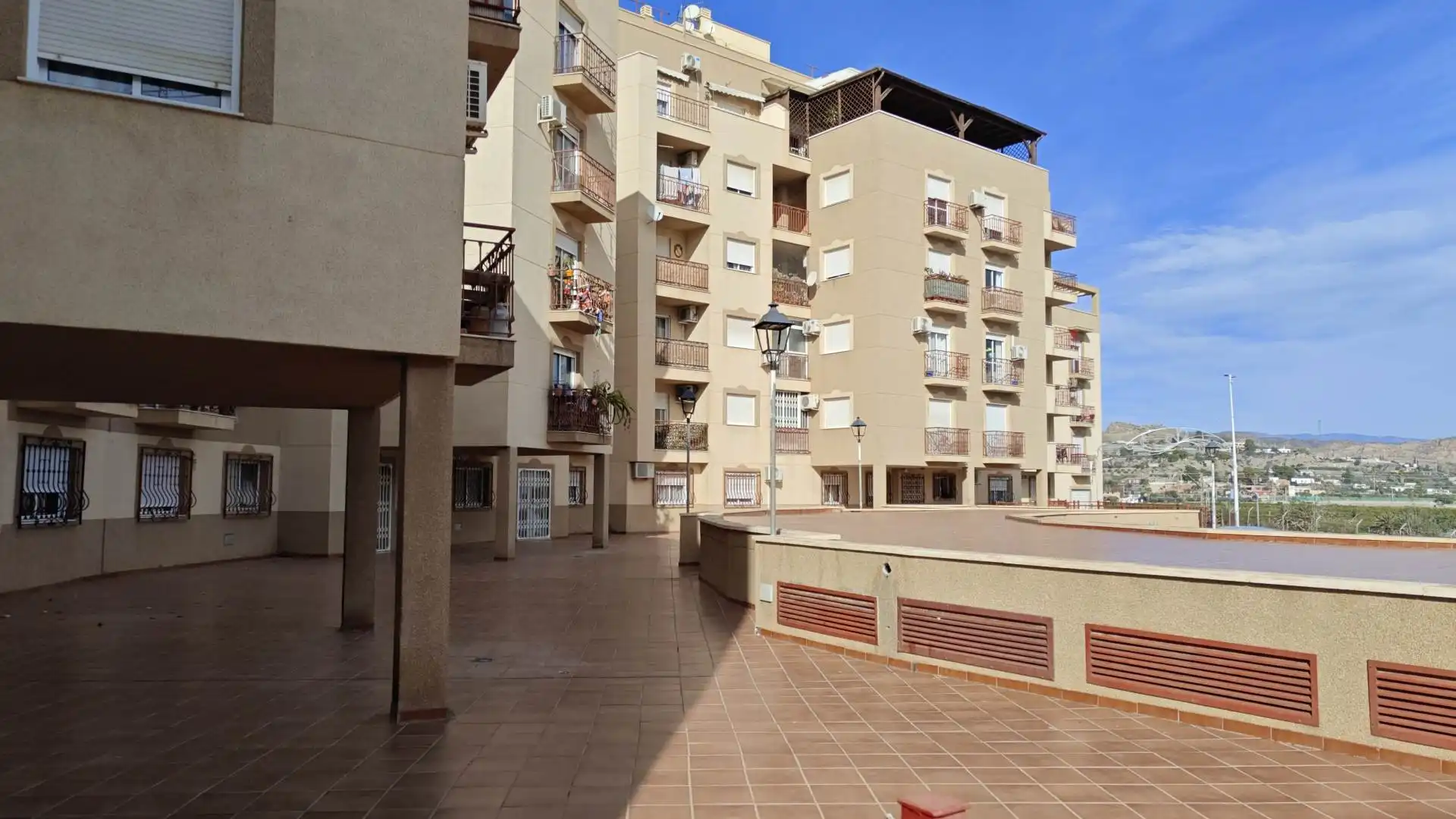 Vista exterior de Piso en venta en Gádor con Parquet y Balcón