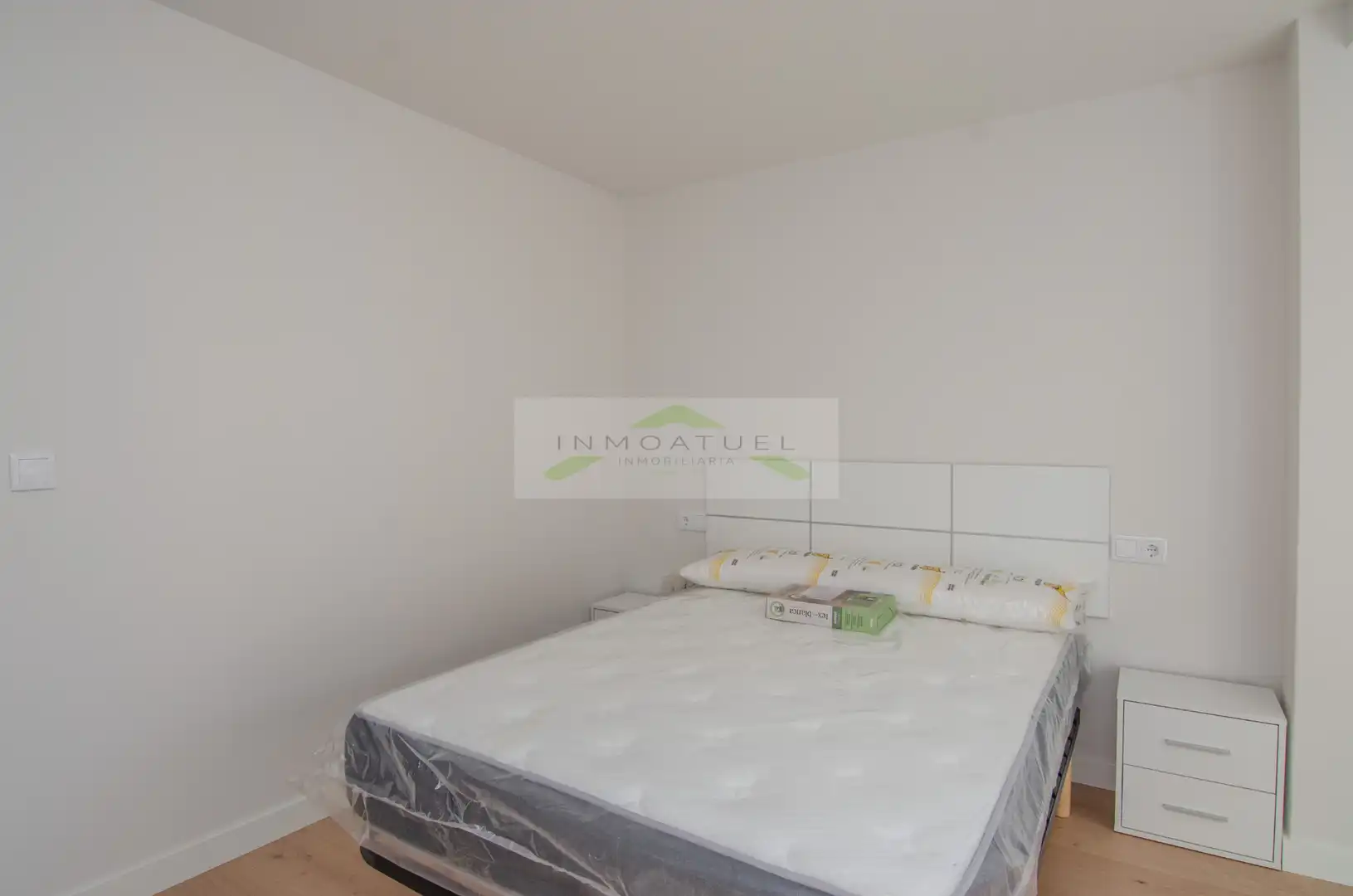 Habitación de Piso de alquiler en A Coruña Capital  con Calefacción, Amueblado y Horno