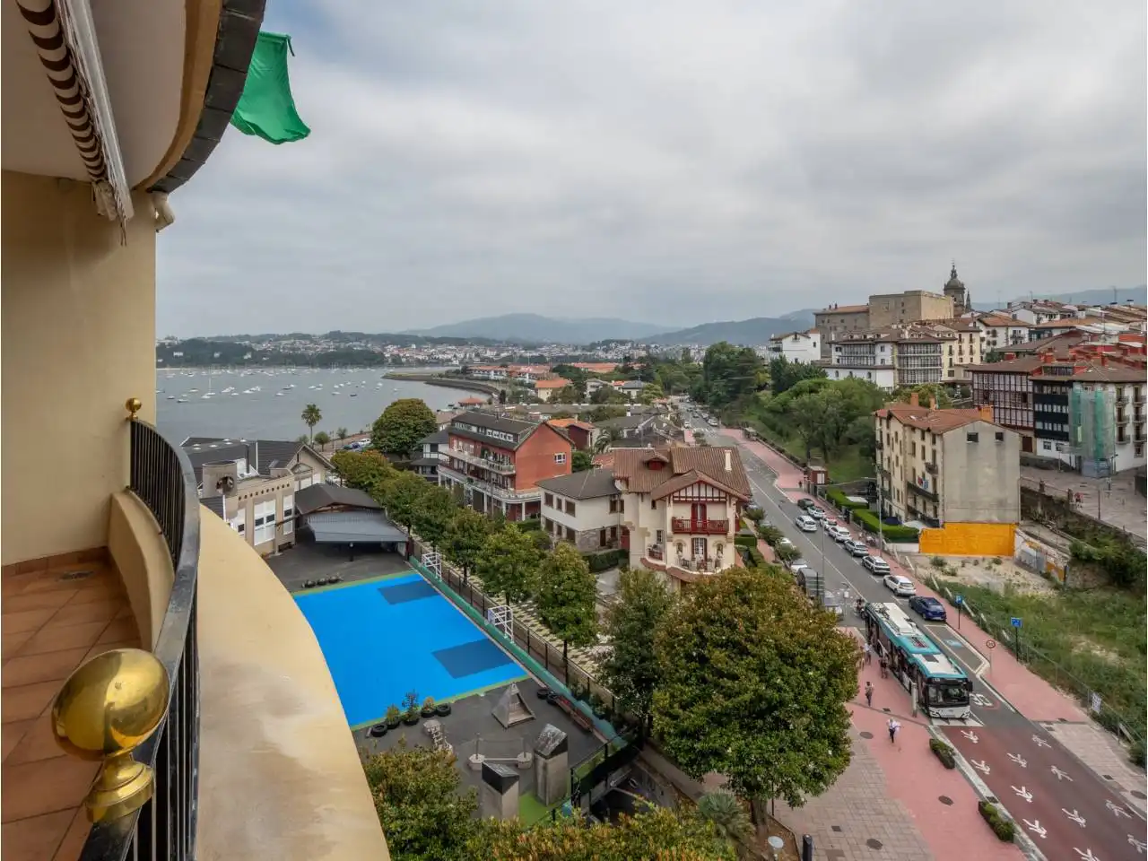 Pis en venda en Hondarribia amb Terrassa, Traster i Piscina comunitària