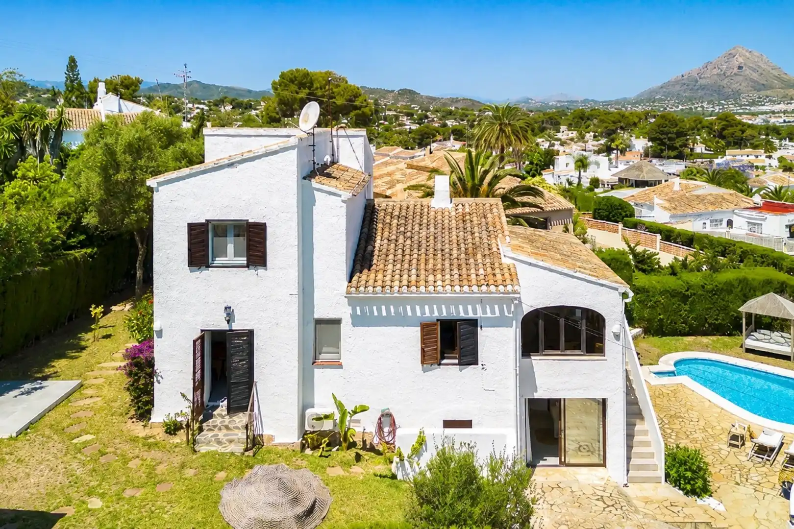 Vista exterior de Casa o chalet en venta en Jávea / Xàbia con Aire acondicionado, Calefacción y Jardín privado