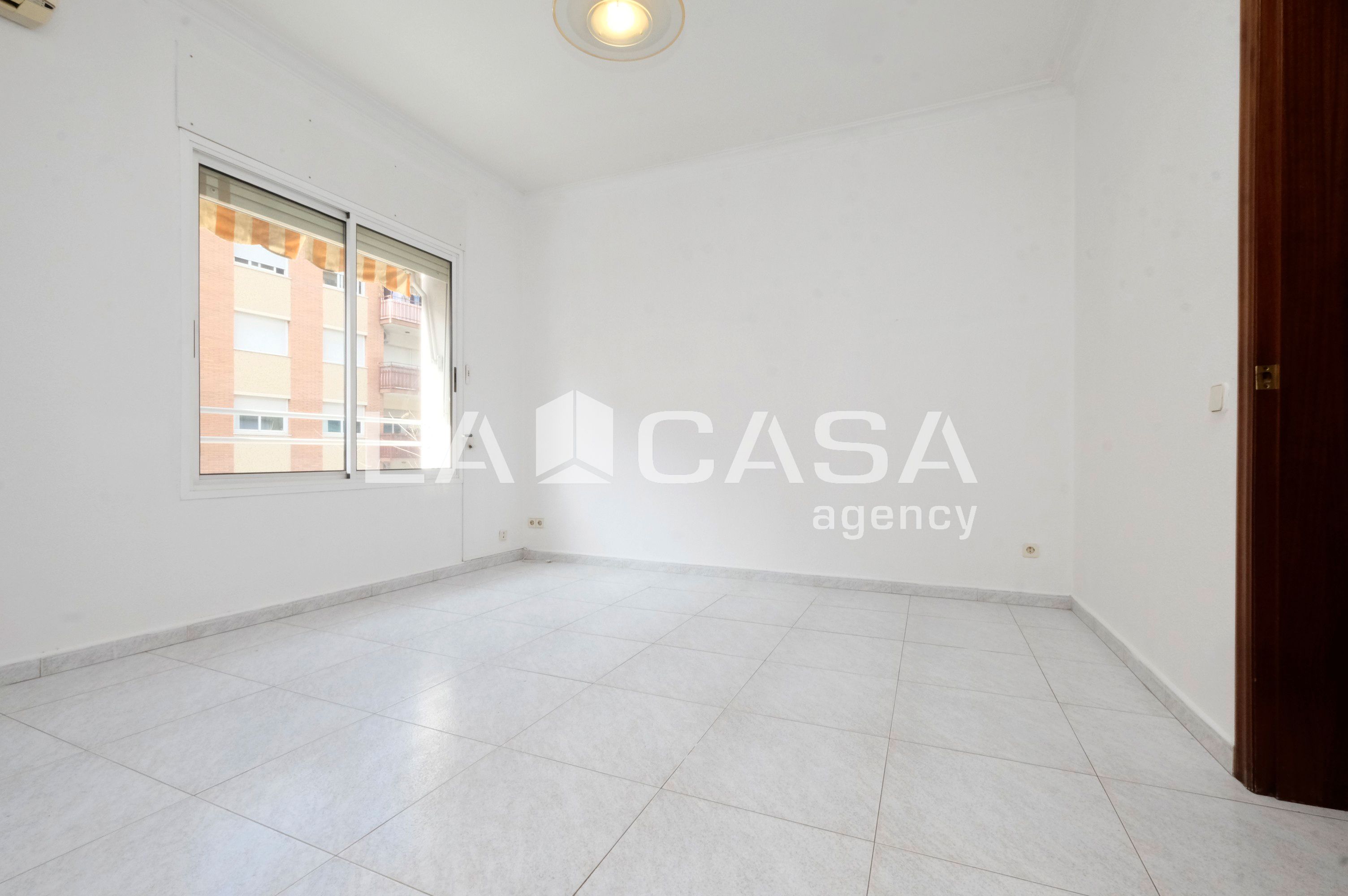 Piso en venta en Vilapicina i la Torre Llobeta, Nou Barris