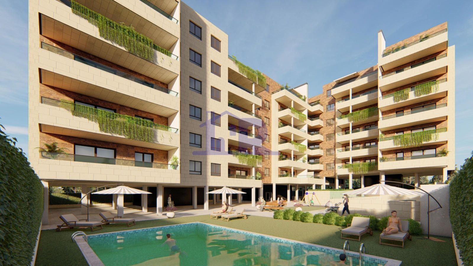 Piscina de Piso en venta en Cuenca Capital con Calefacción, Terraza y Trastero