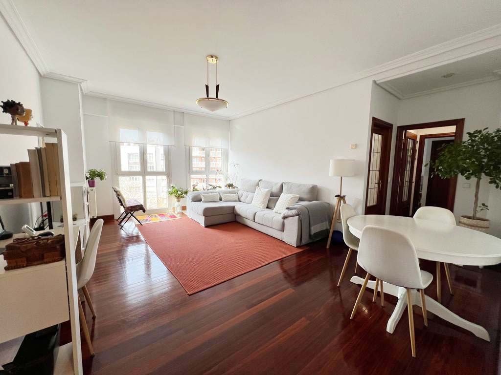 Piso de alquiler en Marcelino Soroa Plaza, Amara