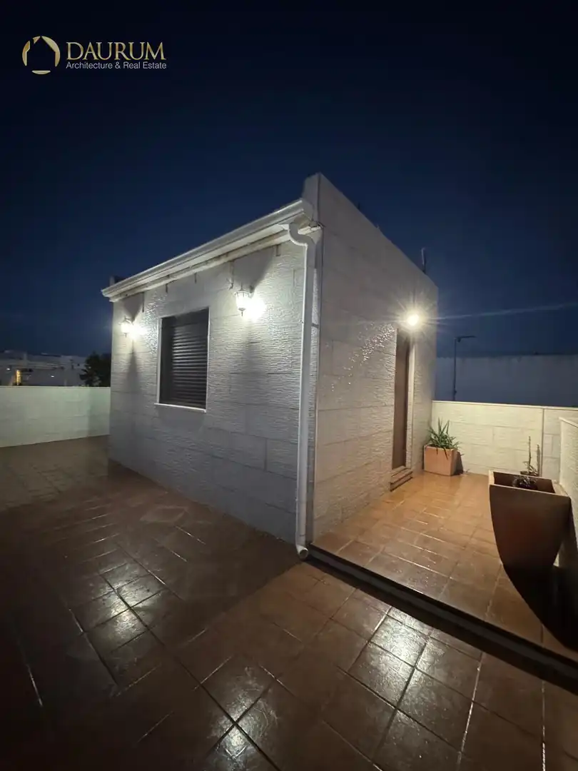 Vista exterior de Casa o chalet en venta en El Viso del Alcor con Aire acondicionado, Terraza y Trastero
