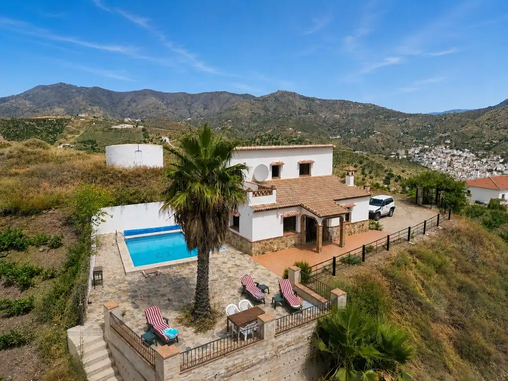 Vista exterior de Finca rústica en venta en Almáchar con Jardín privado, Trastero y Piscina