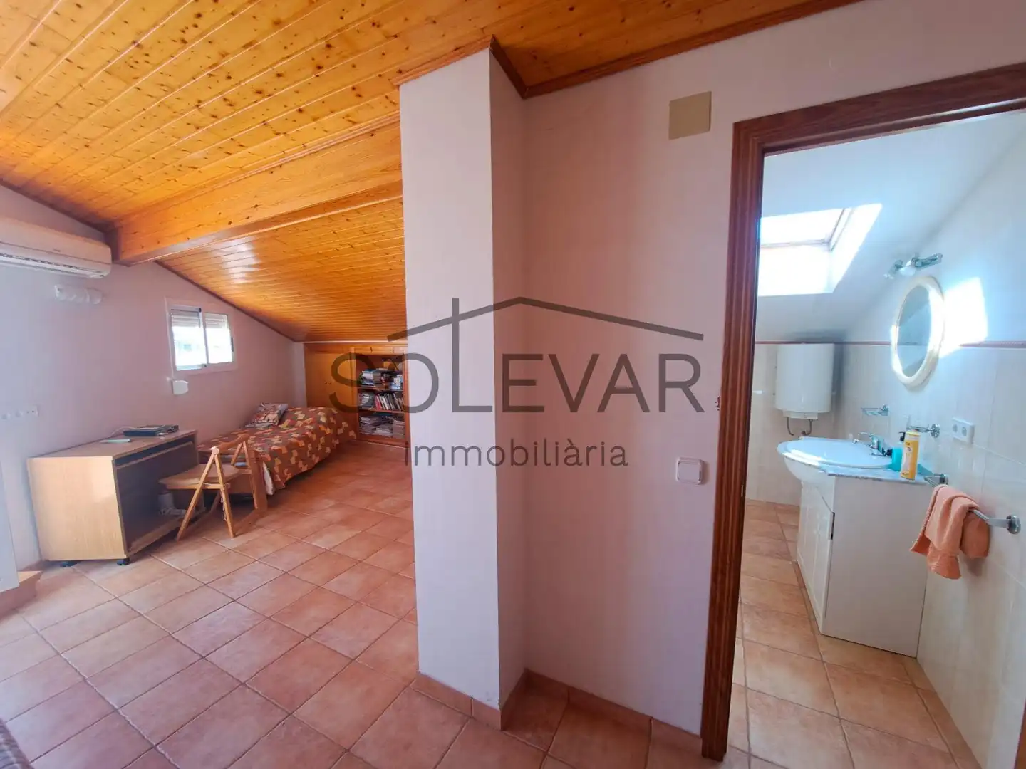 Wohnung zum Verkauf in Tremp mit Klimaanlage, Heizung und Terrasse