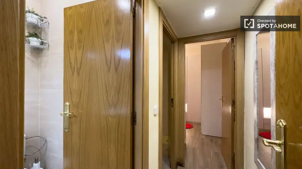 Habitació a La Verneda i la Pau