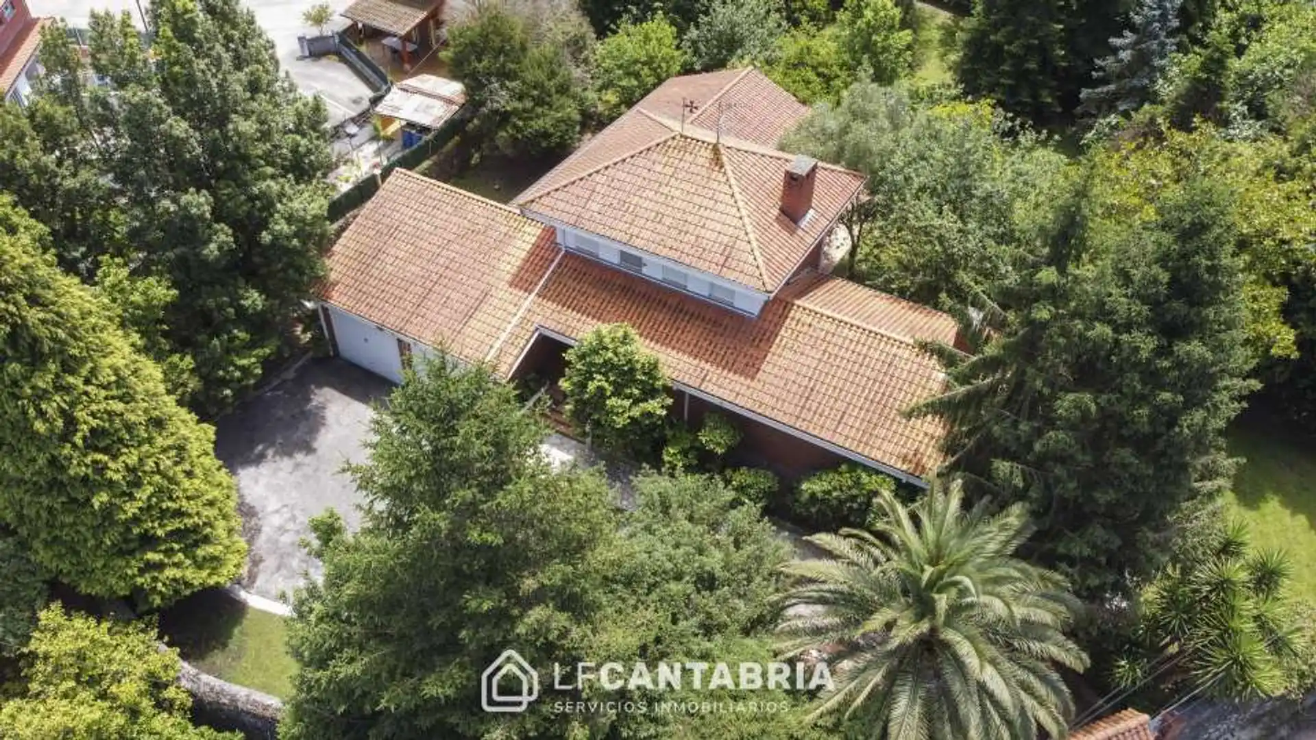 Vista exterior de Casa o chalet en venta en Santa María de Cayón con Calefacción