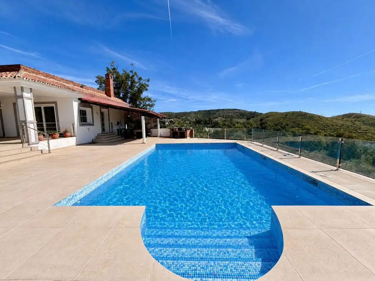 Piscina de Casa o xalet en venda en Mijas amb Calefacció, Jardí privat i Terrassa