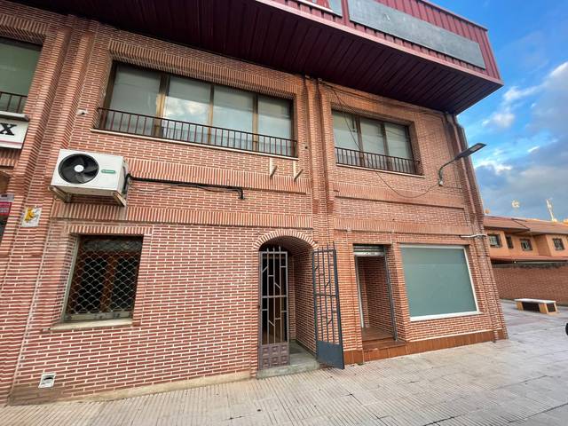 Local comercial en Venta en Calle Sigüenza, 8 en Centro