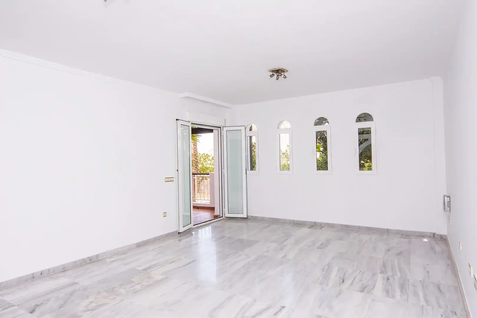 Sala de estar de Piso en venta en Carboneras con Balcón y Piscina comunitaria