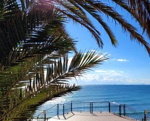 Vista exterior de Casa o xalet de lloguer en Orihuela amb Aire condicionat, Terrassa i Piscina