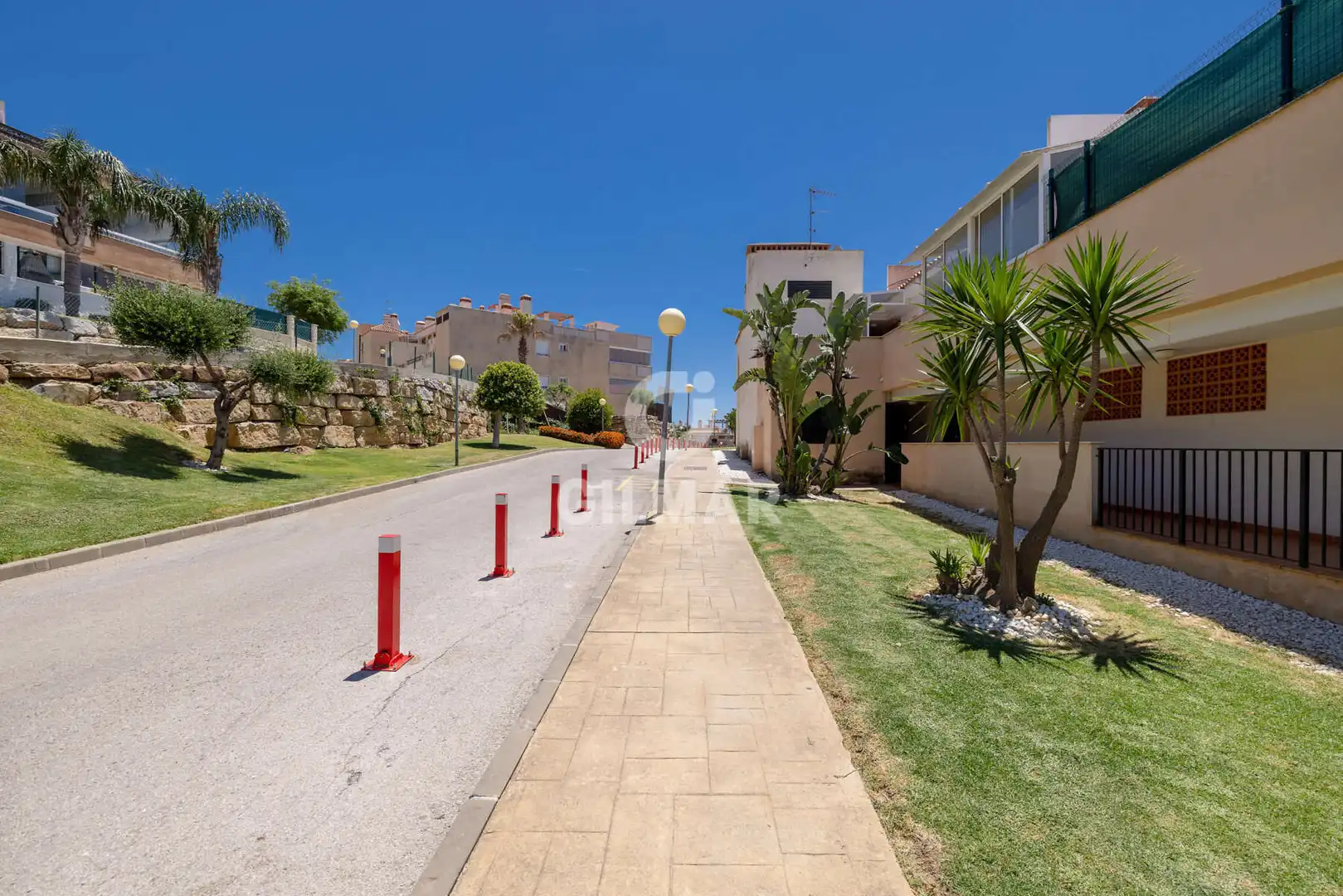 Vista exterior de Piso en venta en Casares con Jardín privado, Trastero y Piscina