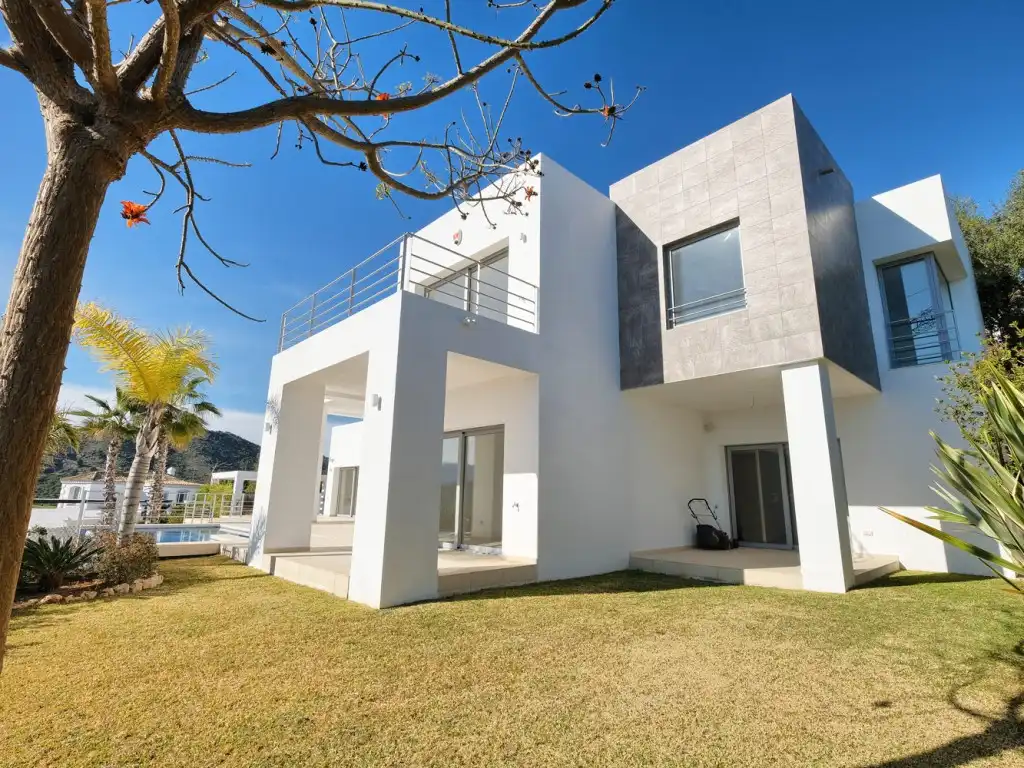 Villa con piscina in vendita a Los Arqueros  - Puerto del Almendro, imagen 3