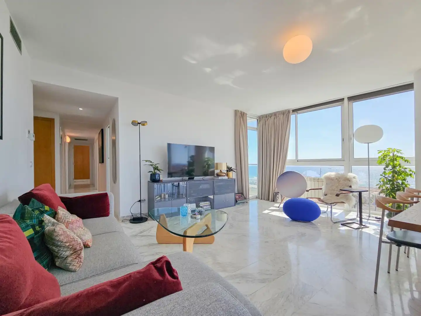Wohnzimmer von Wohnung zum Verkauf in Barcelona mit Klimaanlage, Heizung und Balkon