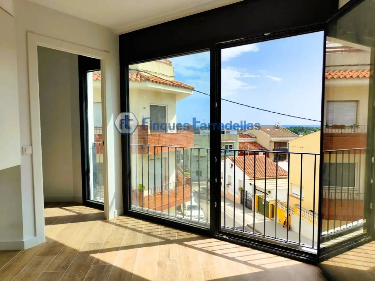 Flat with terrace for sale in Palafolls, imagen 4