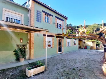 Casa rústica amb jardí en venda a Pedanías Este