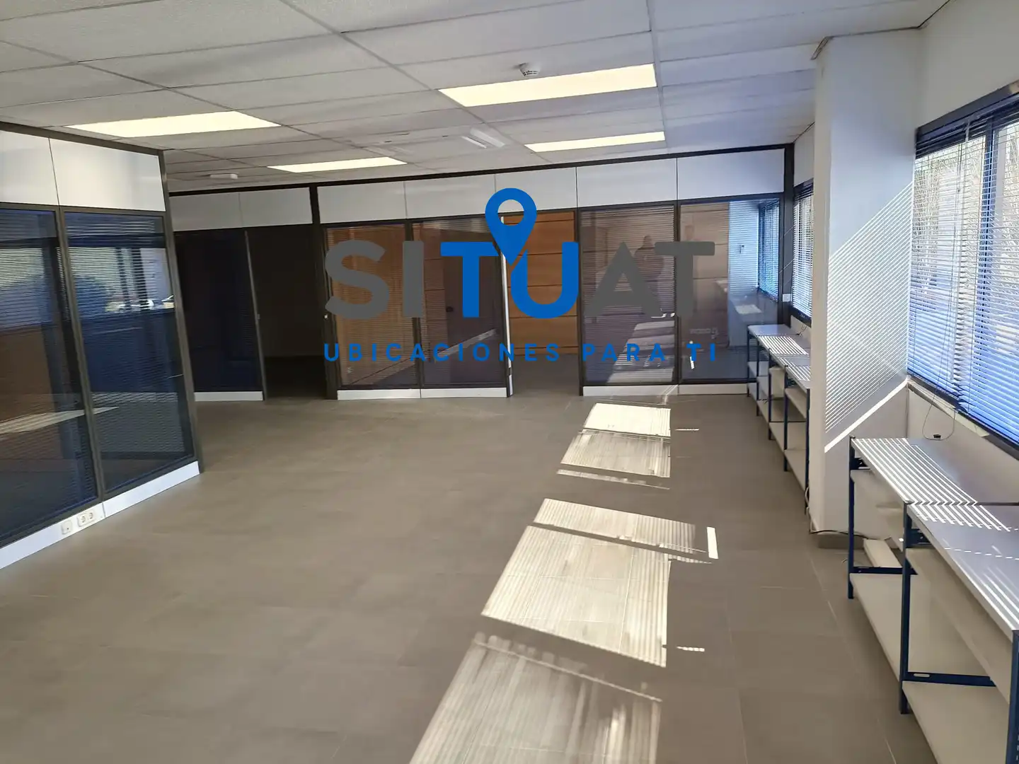 Nau industrial de lloguer a Carrer del Samontà 21, imagen 11