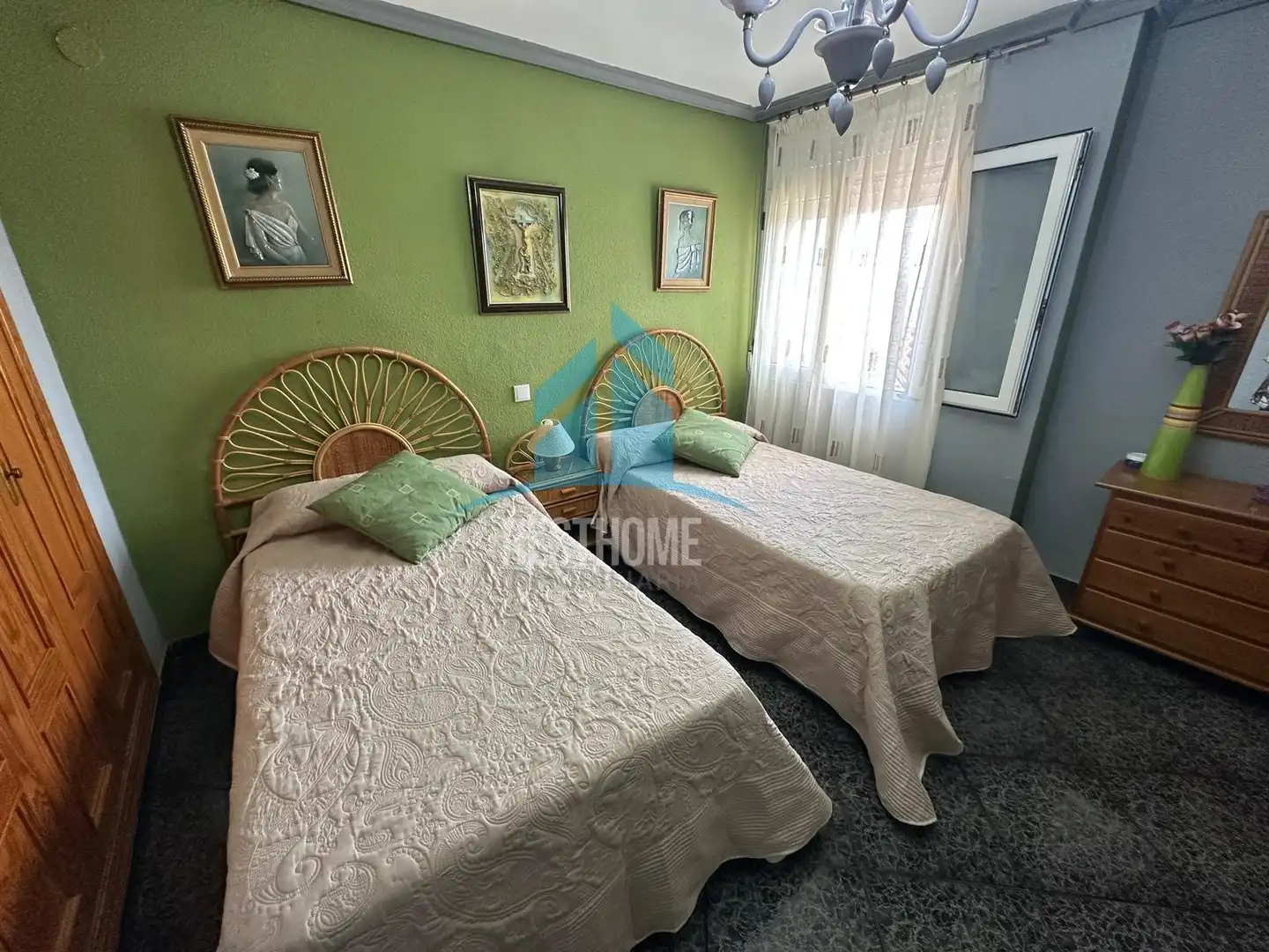 Schlafzimmer von Wohnung zum Verkauf in Cullera mit Klimaanlage, Privatgarten und Terrasse