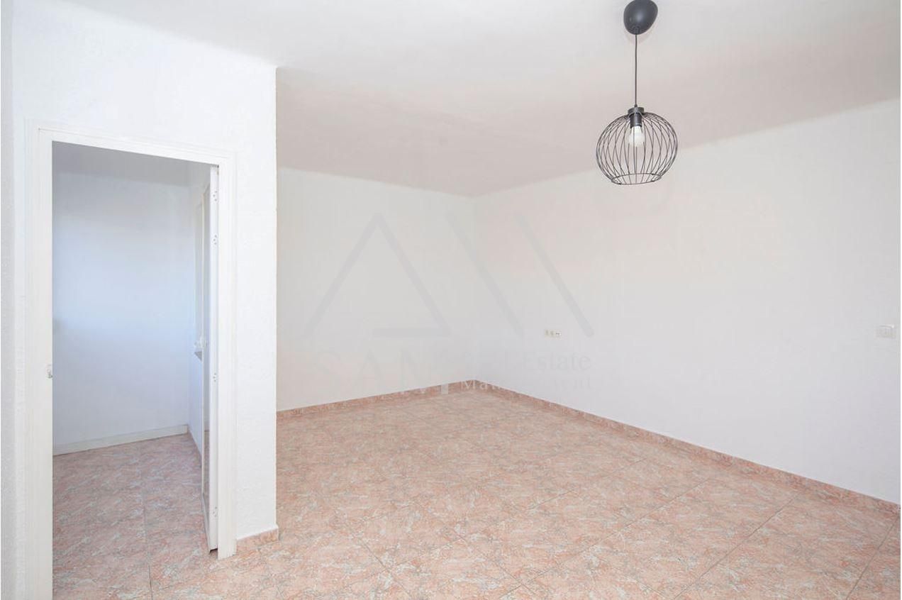 Flat for sale in Ripollet