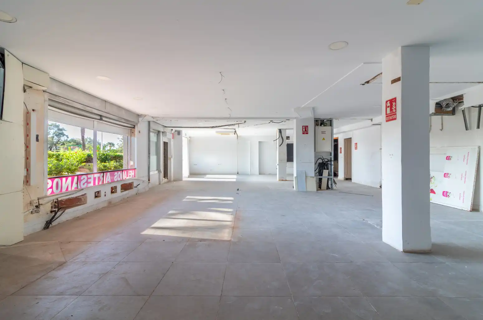 Local en venta en Puerto de Sagunto