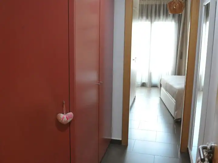 Casa aparellada amb jardí en venda a Carrer Marroc 54, imagen 13