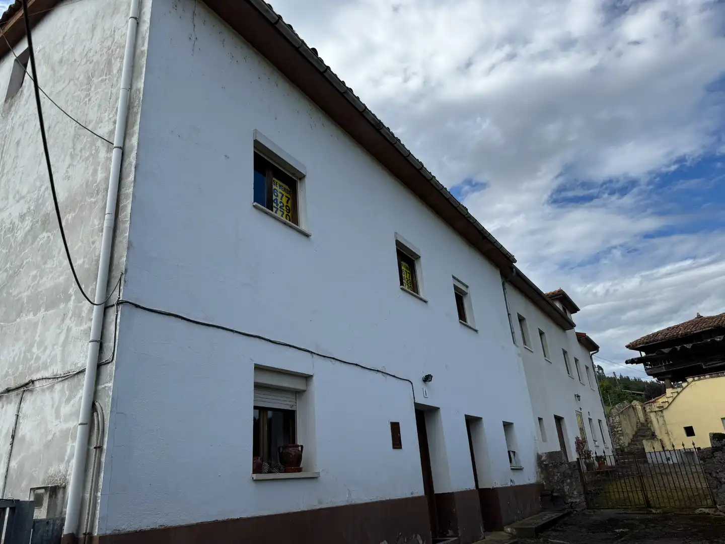 Exterior view of Country homes for sale in Las Regueras    with Furnished and Oven