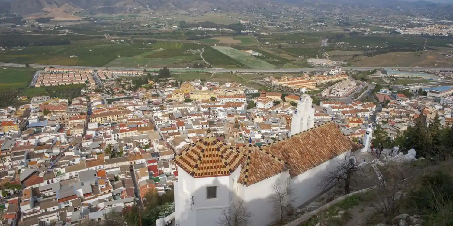Vista exterior de Casa o chalet en venta en Cártama con Calefacción, Terraza y Trastero