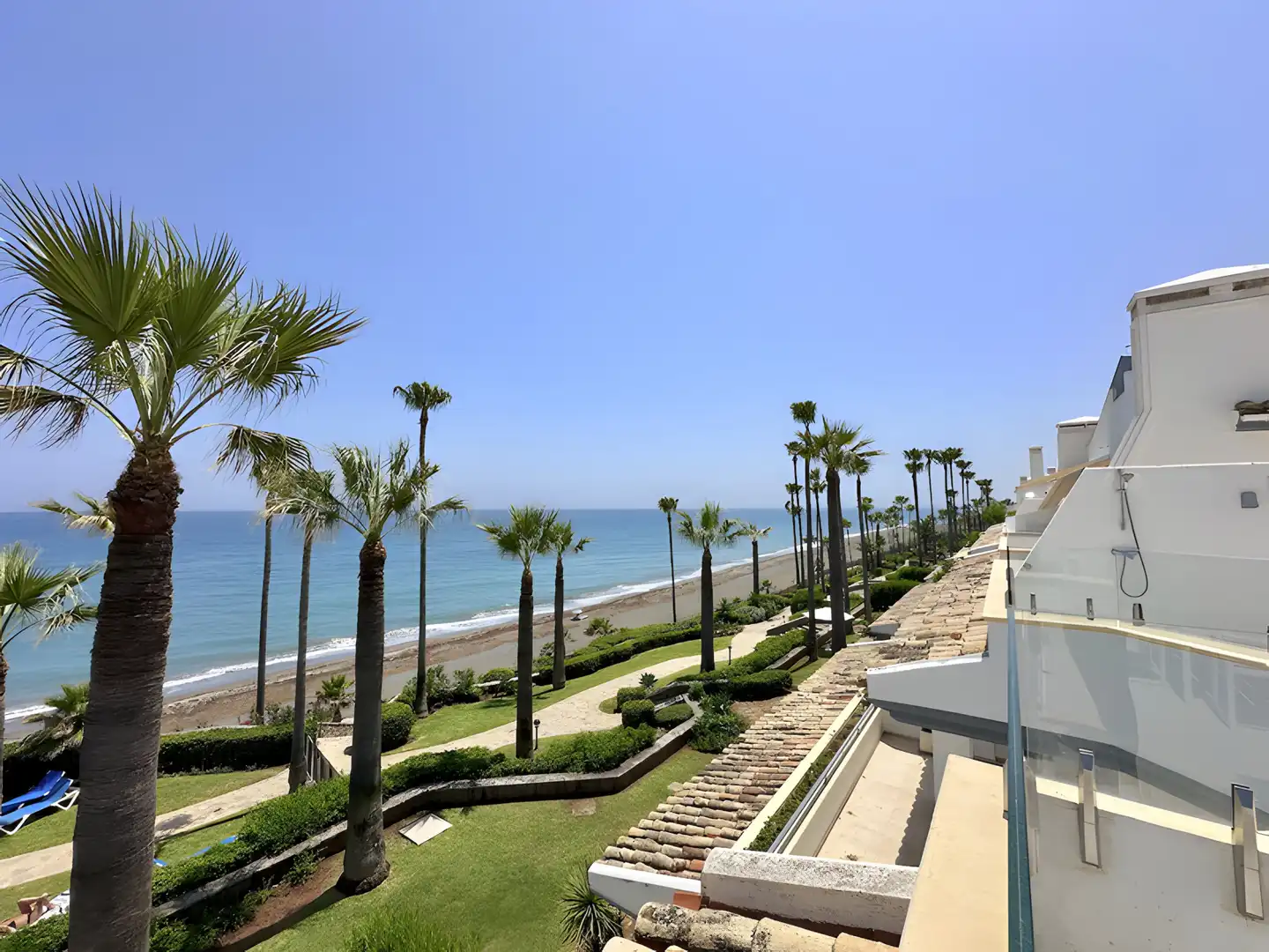 Àtic amb piscina en venda a Estepona Pueblo, imagen 2