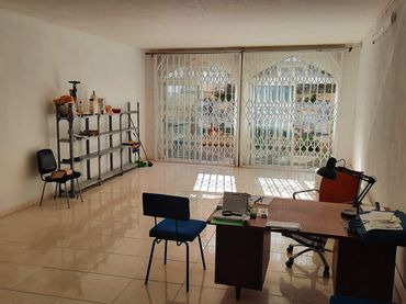 Gewerbefläche zur Miete in Casco Urbano