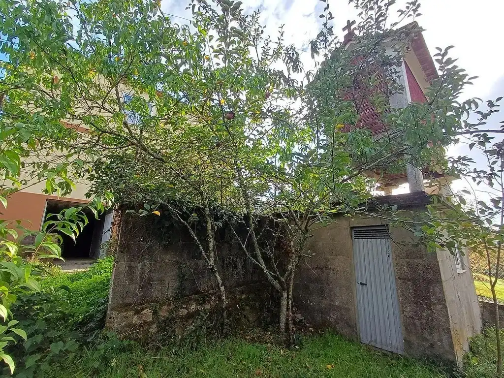 Casa o xalet en venda en Mondariz amb Calefacció, Jardí privat i Parquet