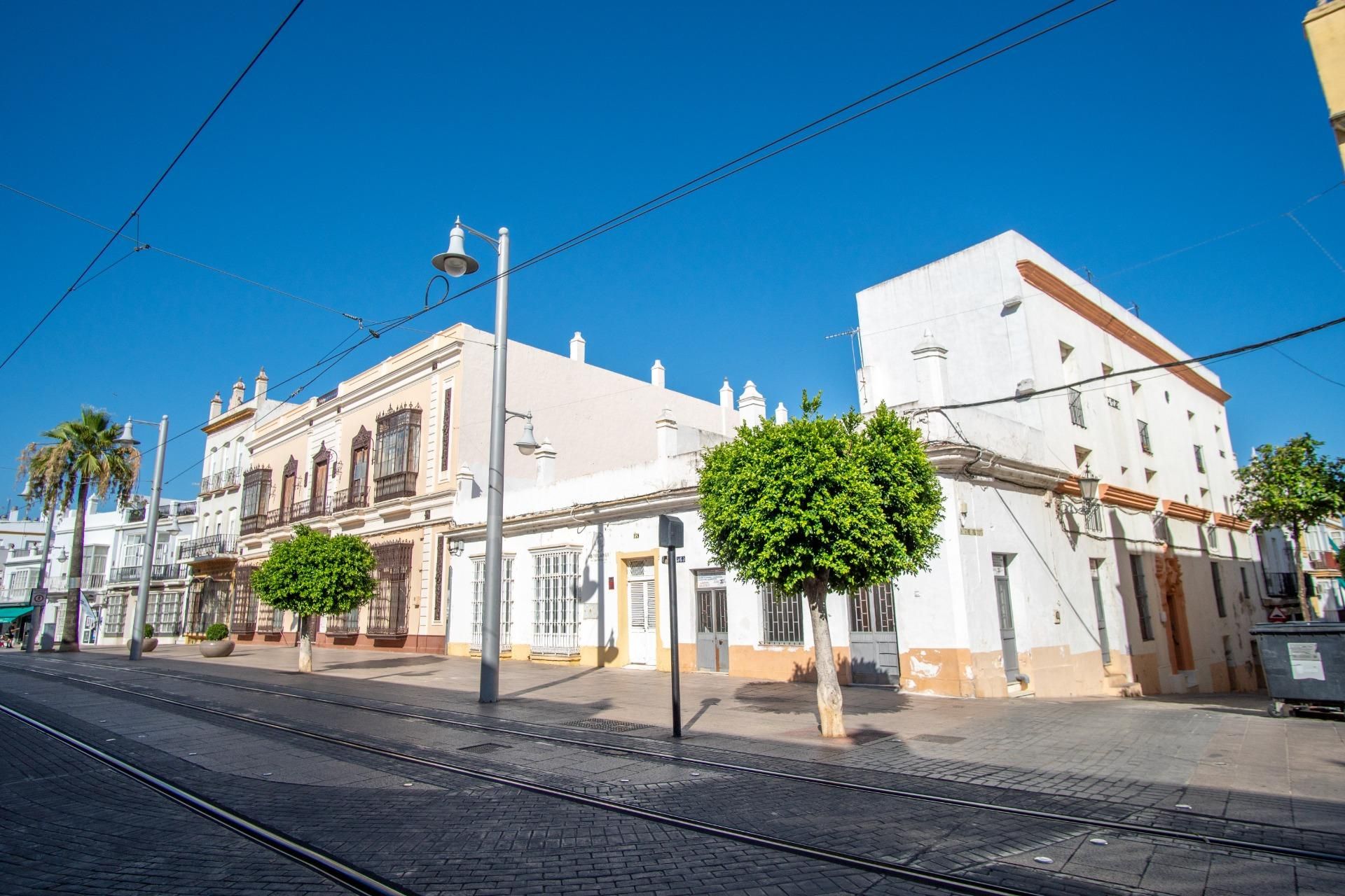 Exterior view of Premises for sale in San Fernando