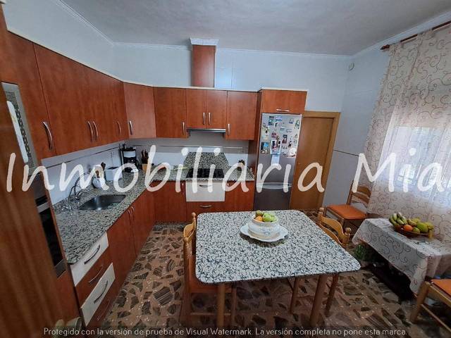 Casa-chalet en Venta en Escucha