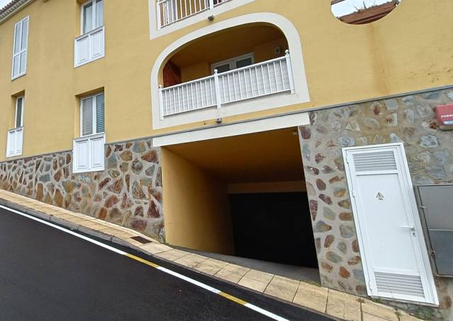 Garaje en Venta en El Bebedero - Pinolere - Aguamansa