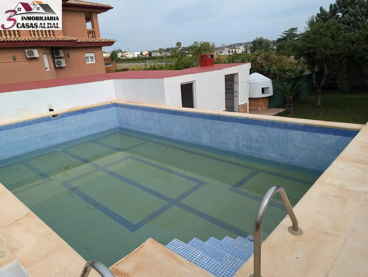 Piscina de Casa o chalet de alquiler en Picassent con Jardín privado y Piscina comunitaria