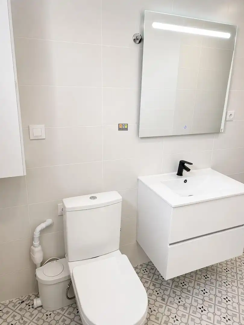 Bathroom of Attic for sale in Benidorm  with Air Conditioner, Terrace and Balcony