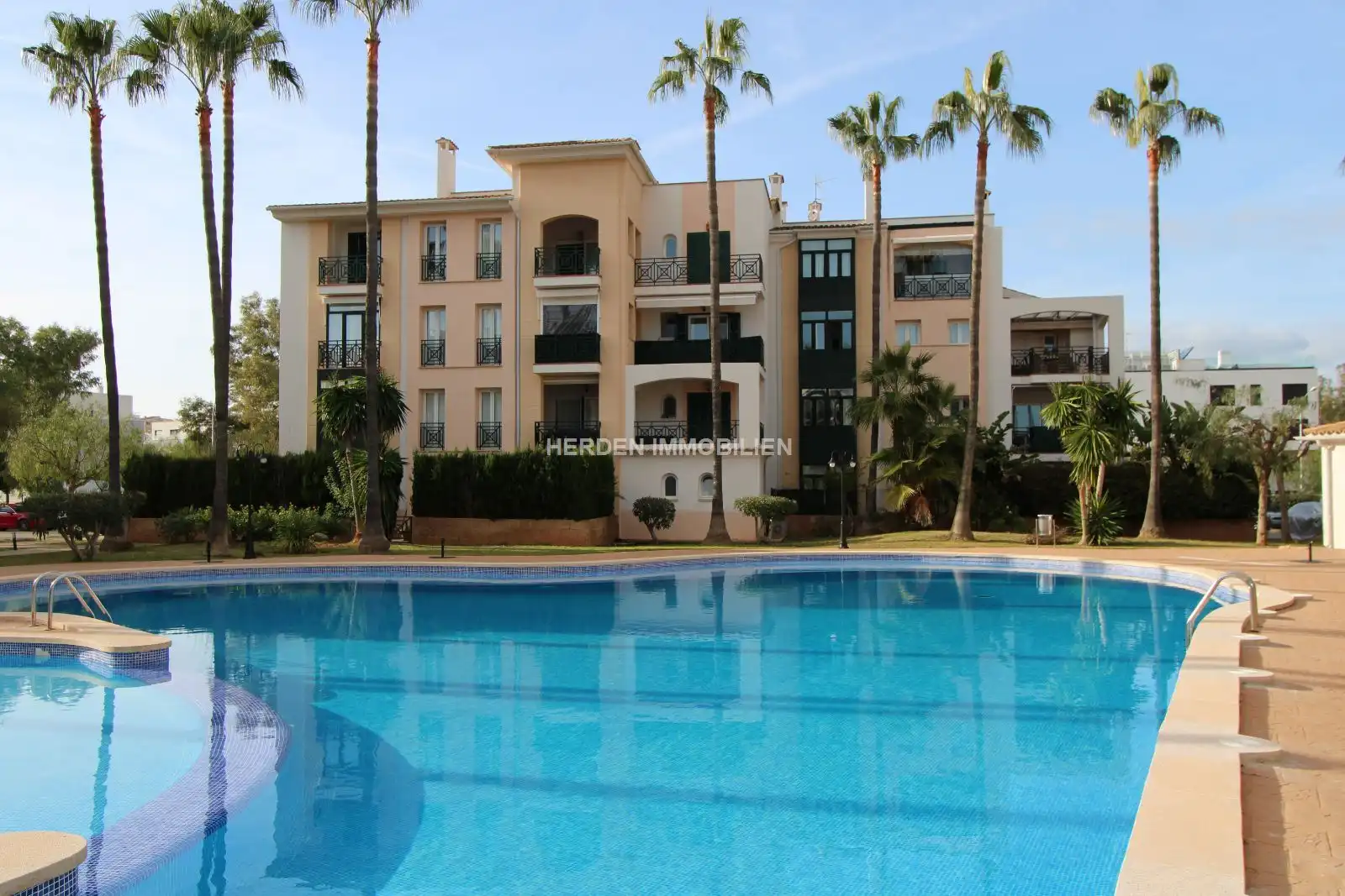 Vista exterior de Ático en venta en Calvià con Aire acondicionado, Calefacción y Terraza