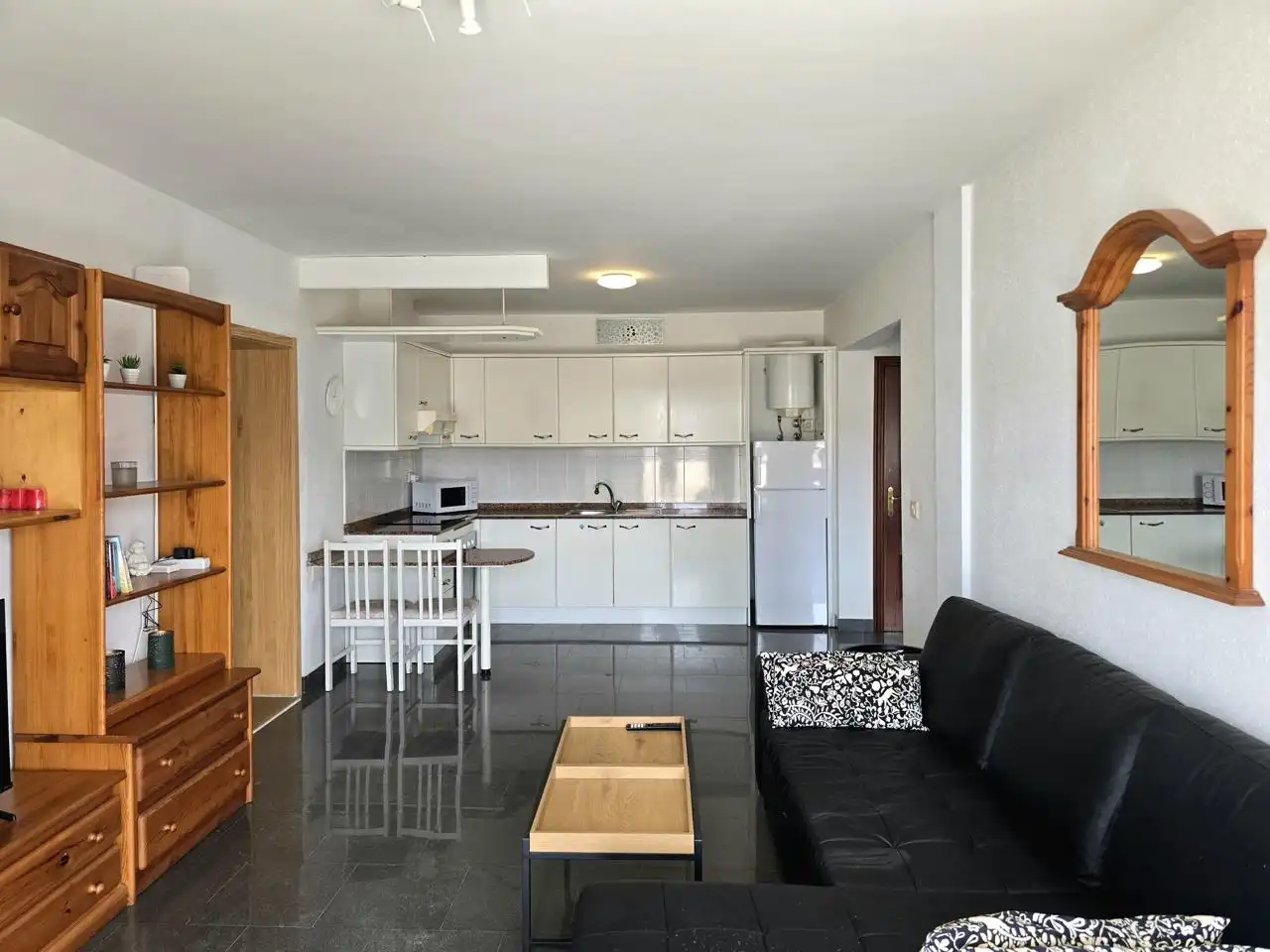 Sala d'estar de Apartament en venda en Mogán amb Terrassa, Moblat i Balcó