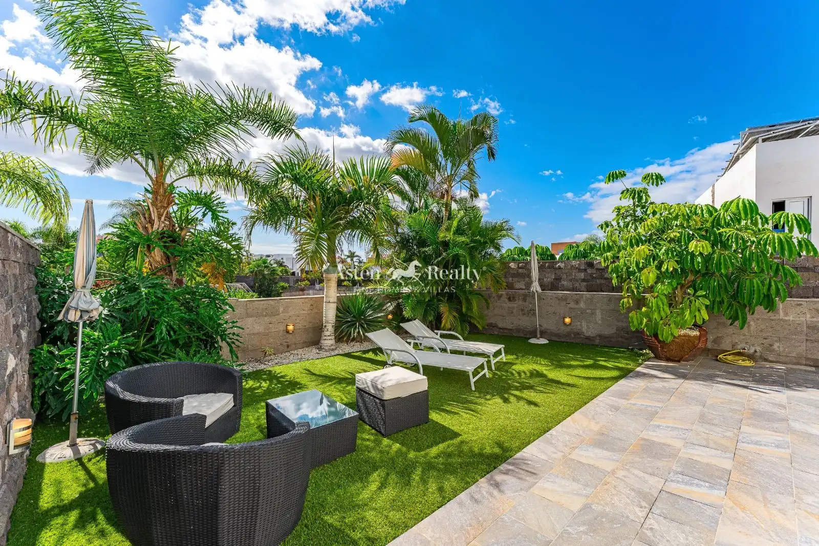 House with pool for sale in Londres, imagen 31