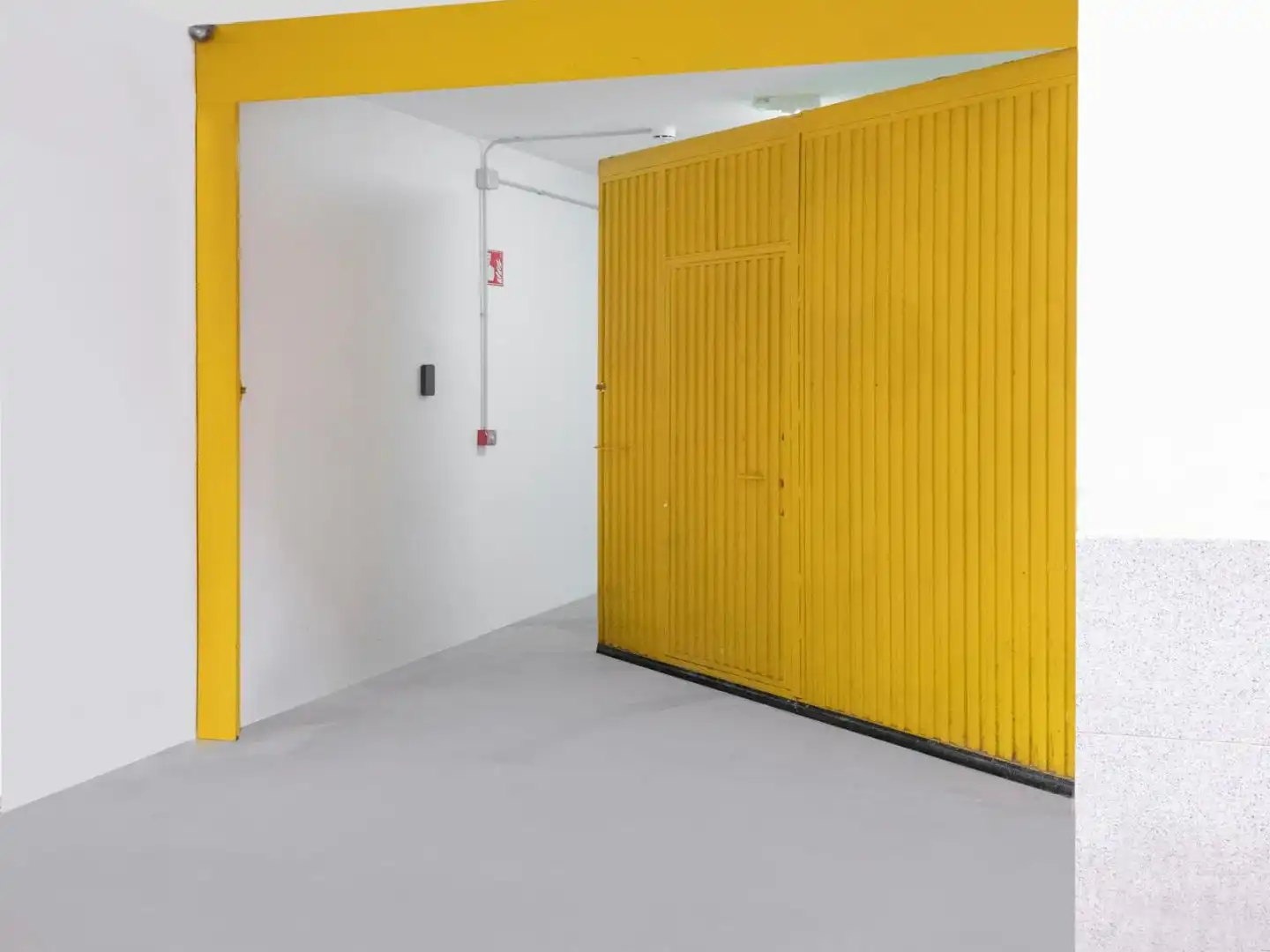 Storage room for rent in Madrid  with Alarm