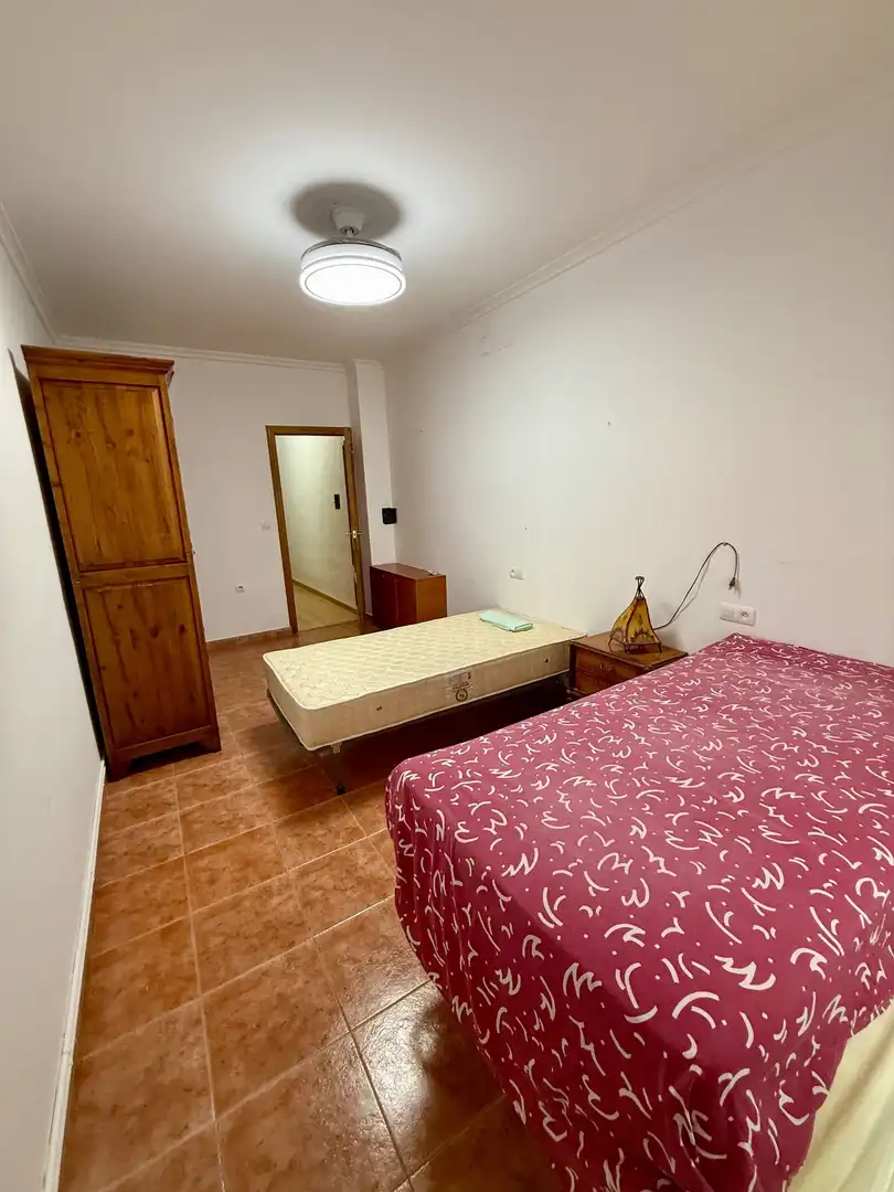 Habitación de Casa o chalet en venta en Villena con Calefacción, Jardín privado y Trastero