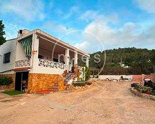 Vista exterior de Casa o xalet en venda en Llombai amb Terrassa i Piscina