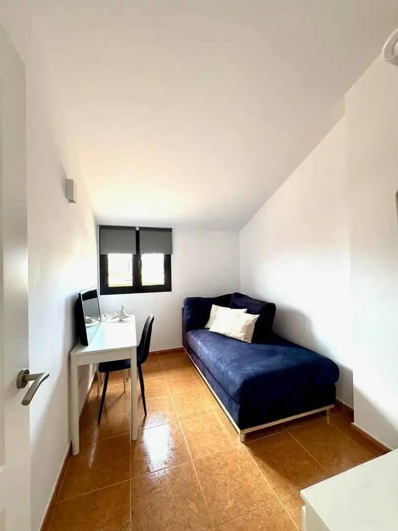 Habitación de Ático de alquiler en Telde