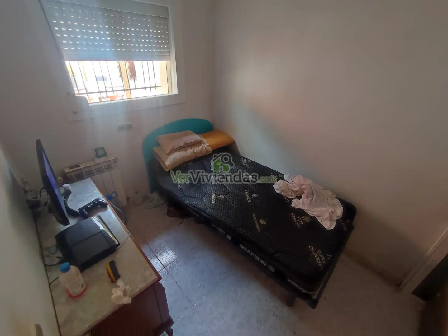 Dormitori de Casa o xalet en venda en Vallirana amb Aire condicionat, Calefacció i Jardí privat