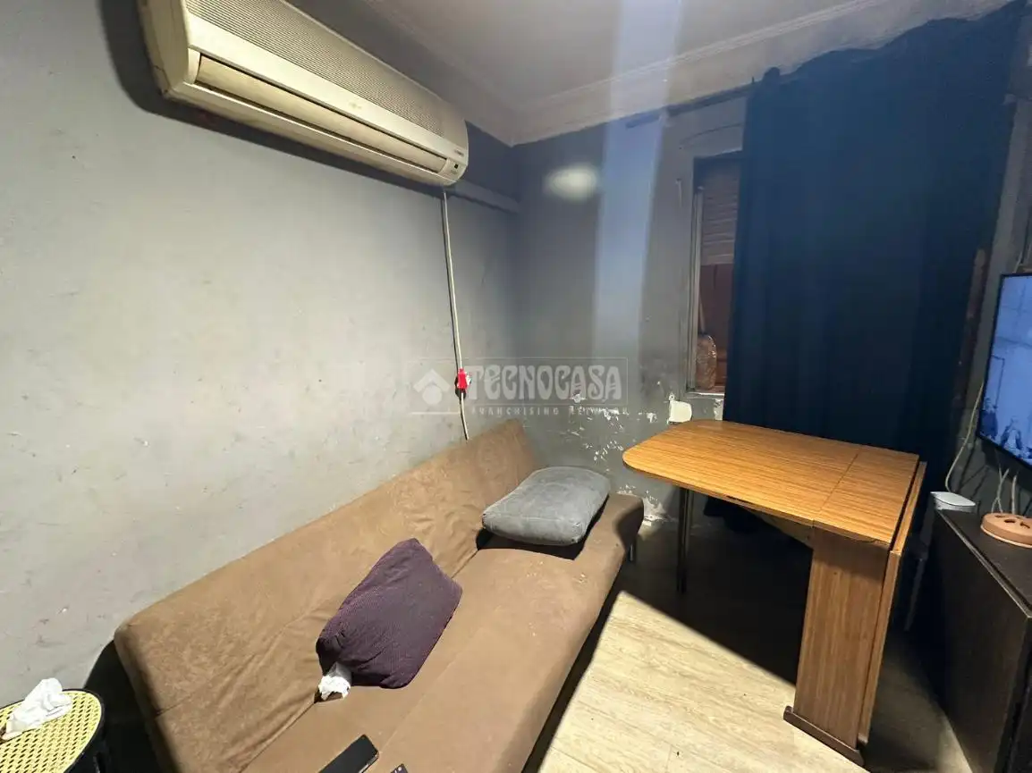 Bedroom of Flat for sale in Zaragoza
