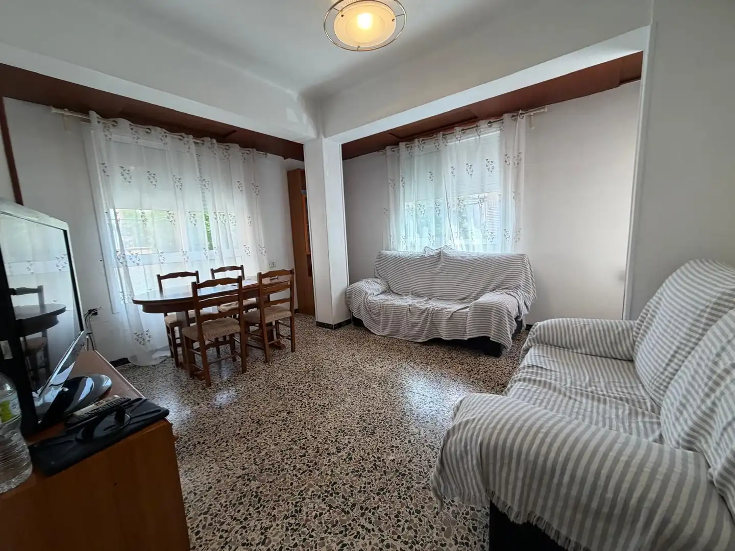 Sala de estar de Piso en venta en Águilas con Aire acondicionado, Terraza y Amueblado