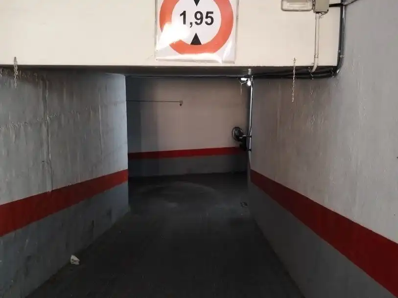 Parking of Garage for sale in Madrid  with Alarm