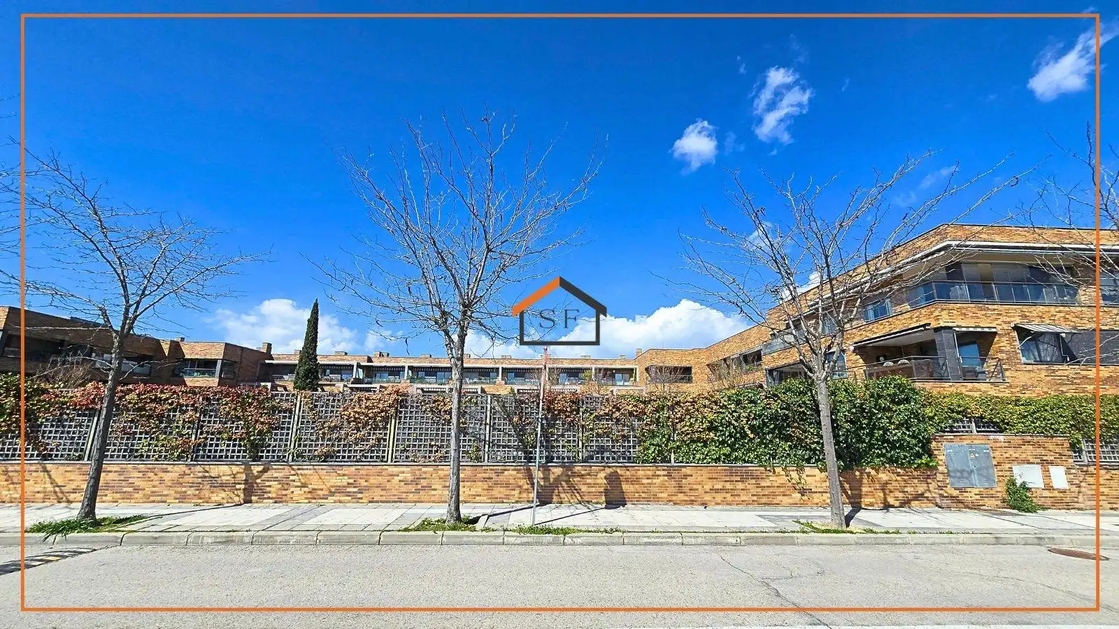 Vista exterior de Pis en venda en Las Rozas de Madrid amb Calefacció, Terrassa i Traster
