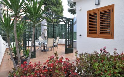 Casa adosada en venda a Carrer L'ametler, 2, Alcossebre